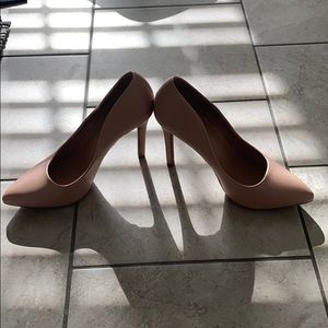 Nude Nordstrom pumps